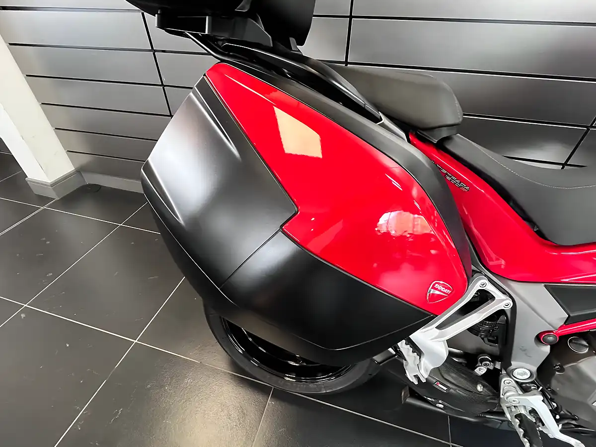 Used 2017 Ducati Multistrada 1200 S Touring Red - Interior and Exterior details 10