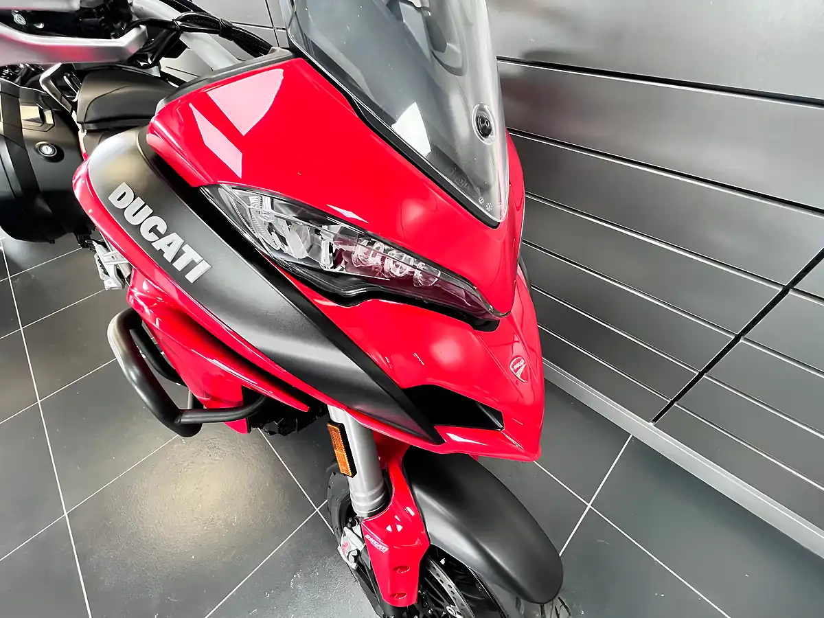 Used 2017 Ducati Multistrada 1200 S Touring Red - Interior and Exterior details 17