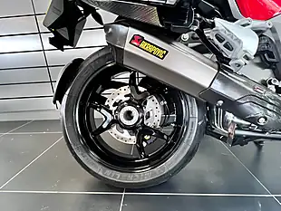 Used 2017 Ducati Multistrada 1200 S Touring Red - Interior and Exterior details 7