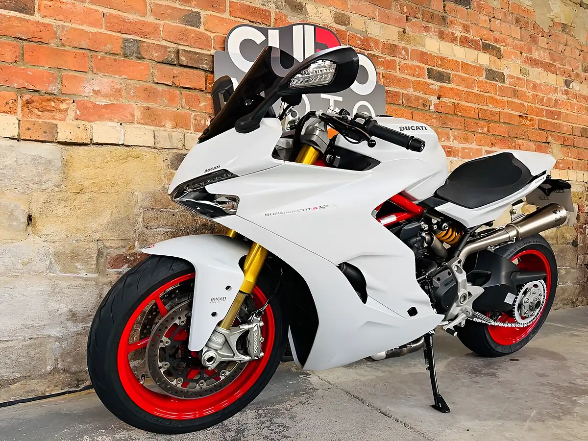 Used 2017 Ducati Supersport S S White - Interior and Exterior details 12