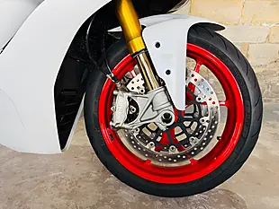 Used 2017 Ducati Supersport S S White - Interior and Exterior details 5