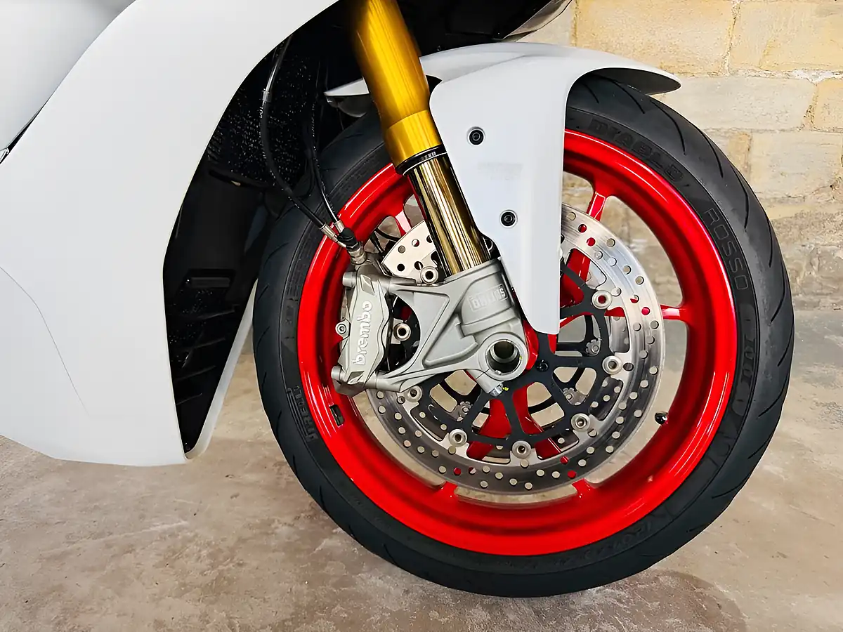 Used 2017 Ducati Supersport S S White - Interior and Exterior details 5