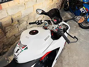 Used 2017 Ducati Supersport S S White - Interior and Exterior details 8