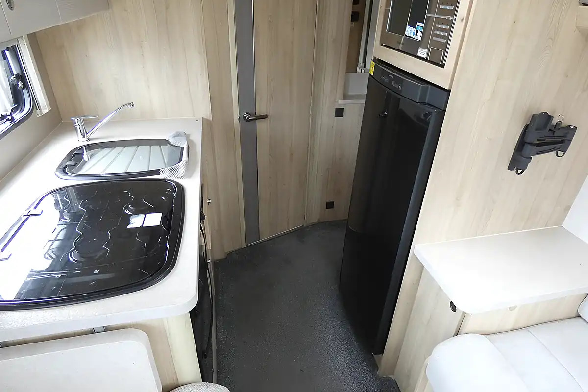 Used 2017 Elddis Autoquest 175 White - Interior and Exterior details 18