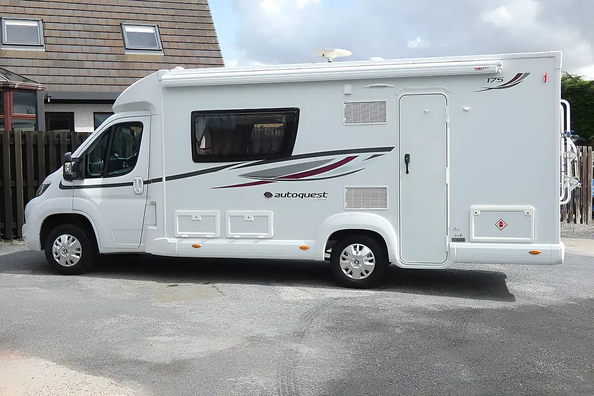 Used 2017 Elddis Autoquest 175 White - Interior and Exterior details 5