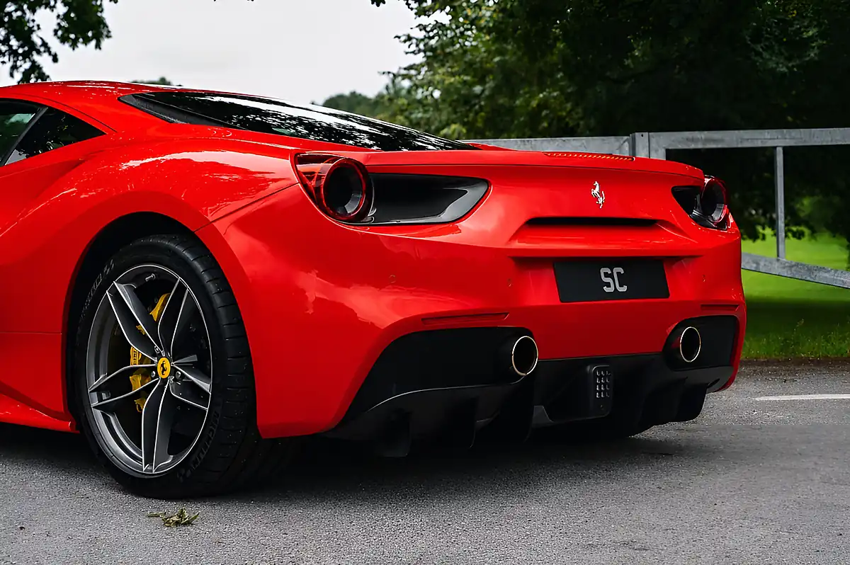 Used 2017 Ferrari 488 Gtb Red - Interior and Exterior details 6