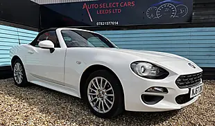 Used 2017 Fiat 124 Spider Classica Ice White - Interior and Exterior details 2
