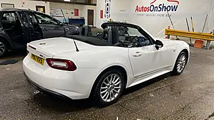 Used 2017 Fiat 124 Spider Classica White - Interior and Exterior details 19