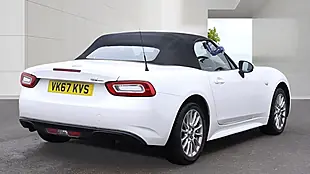 Used 2017 Fiat 124 Spider Classica White - Interior and Exterior details 7