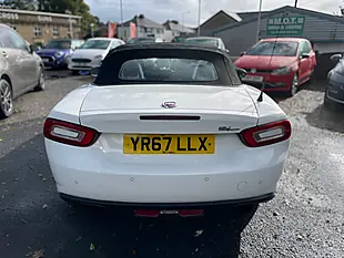 Used 2017 Fiat 124 Spider Lusso White - Interior and Exterior details 11
