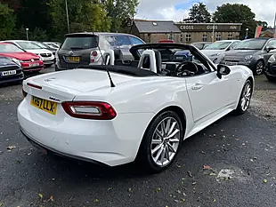 Used 2017 Fiat 124 Spider Lusso White - Interior and Exterior details 9