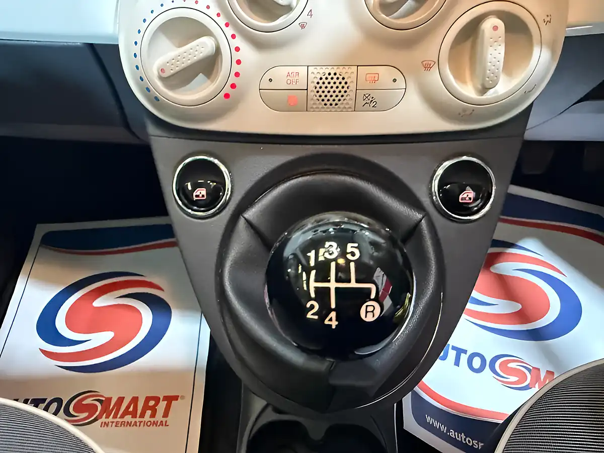 Used 2017 Fiat 500 Lounge Bossa Nova White - Interior and Exterior details 12