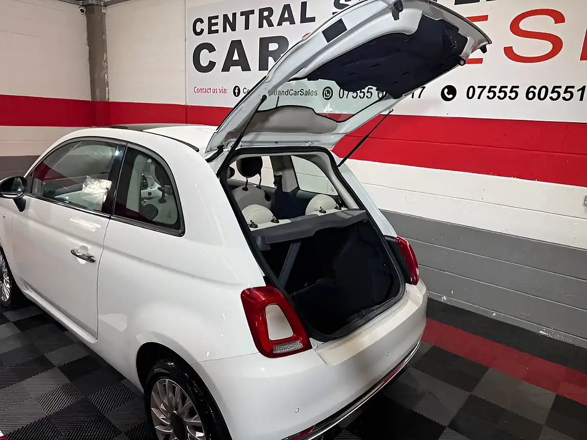 Used 2017 Fiat 500 Lounge Bossa Nova White - Interior and Exterior details 9