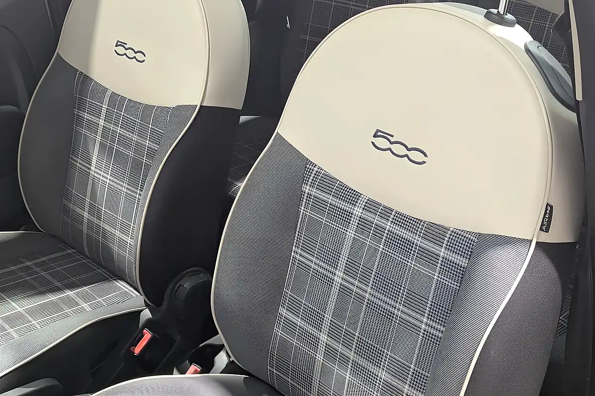 Used 2017 Fiat 500 Lounge Bossa Nova White - Interior and Exterior details 20