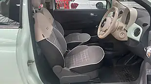 Used 2017 Fiat 500 Lounge Green - Interior and Exterior details 11