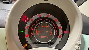 Used 2017 Fiat 500 Lounge Green - Interior and Exterior details 11