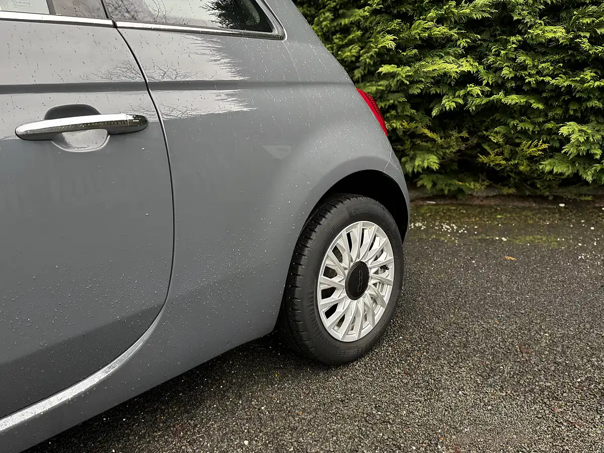 Used 2017 Fiat 500 Lounge Grey - Interior and Exterior details 12
