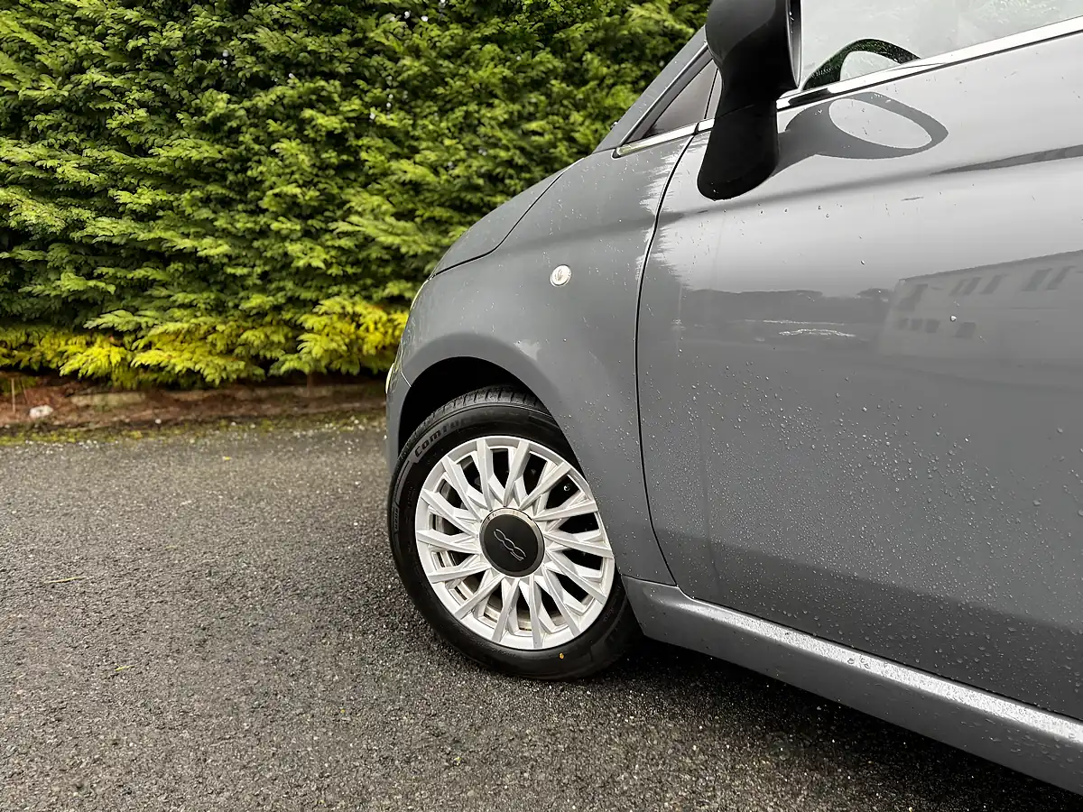 Used 2017 Fiat 500 Lounge Grey - Interior and Exterior details 9
