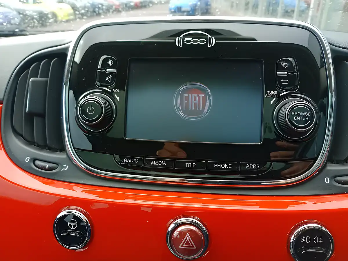 Used 2017 Fiat 500 Lounge Pink - Interior and Exterior details 15