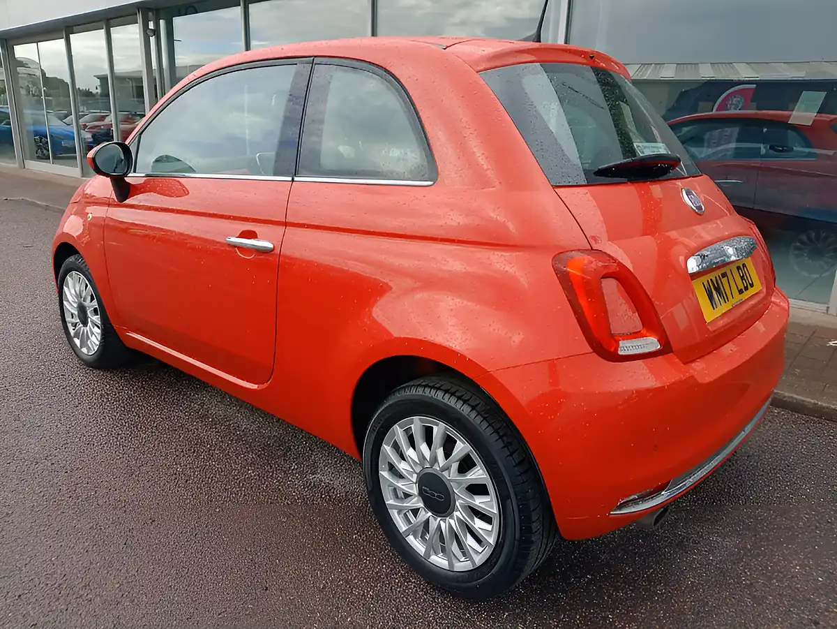 Used 2017 Fiat 500 Lounge Pink - Interior and Exterior details 2