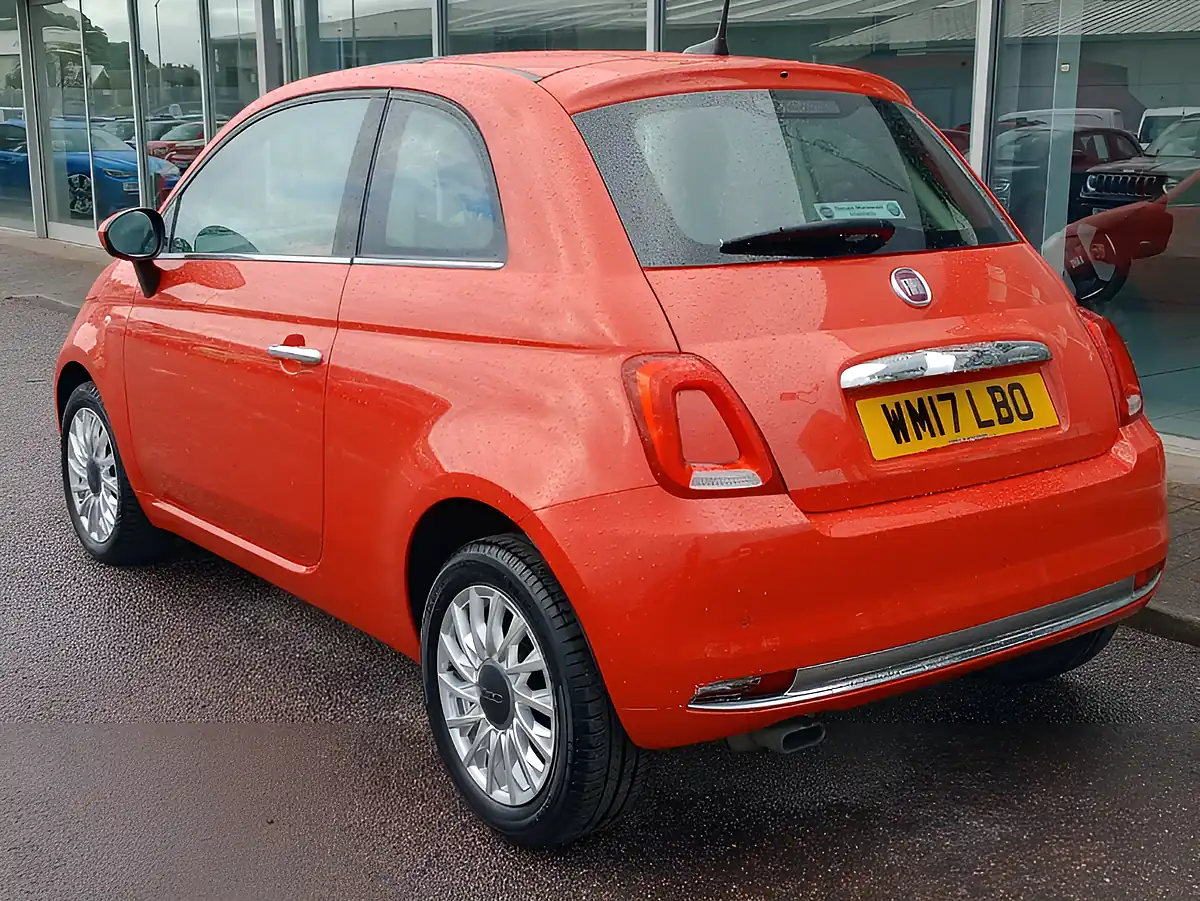 Used 2017 Fiat 500 Lounge Pink - Interior and Exterior details 3