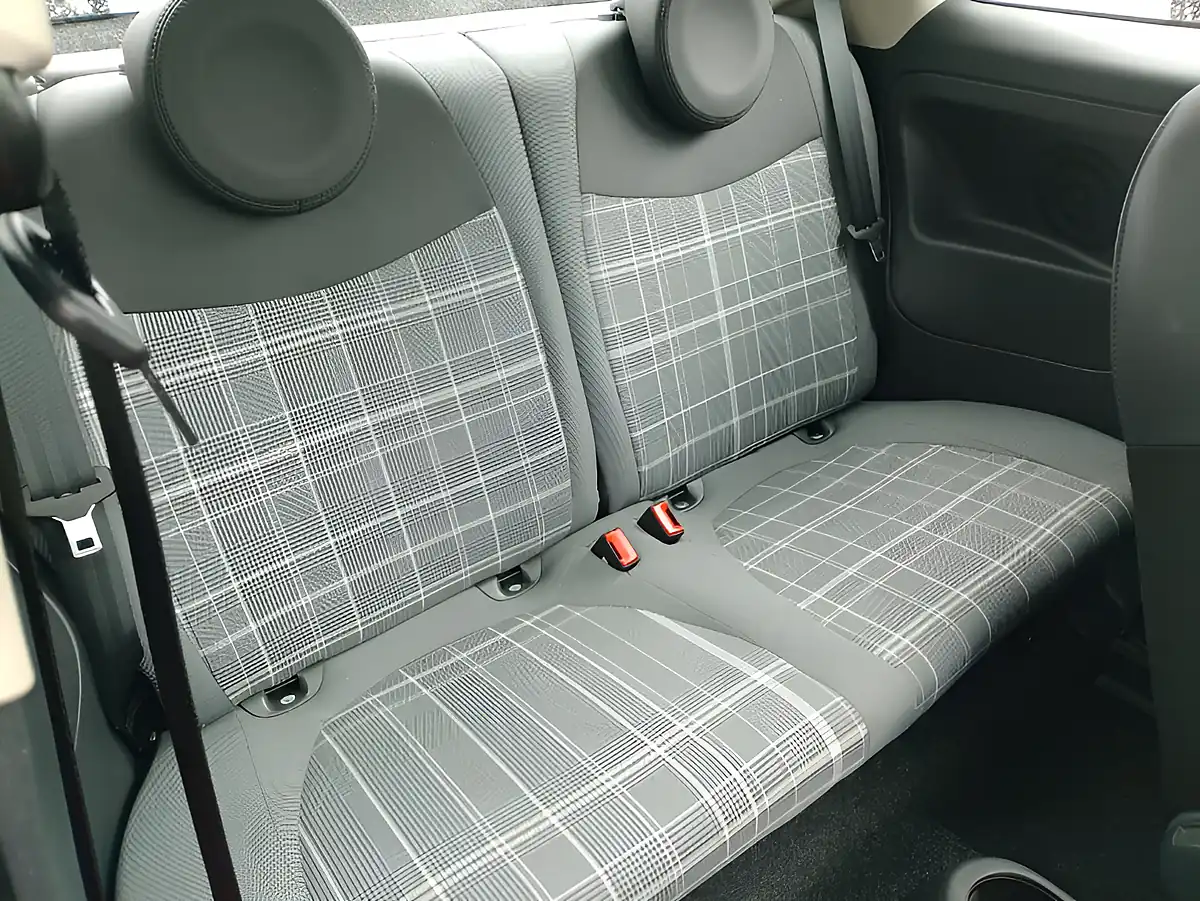 Used 2017 Fiat 500 Lounge Pink - Interior and Exterior details 9