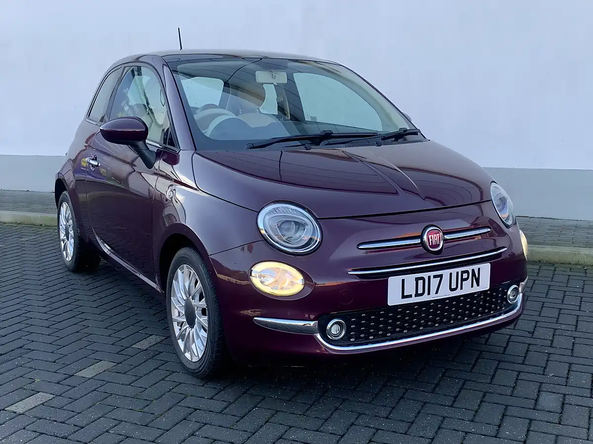Used 2017 Fiat 500 Lounge Purple - Interior and Exterior details 6