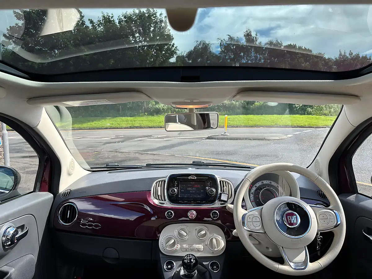 Used 2017 Fiat 500 Lounge Red - Interior and Exterior details 10