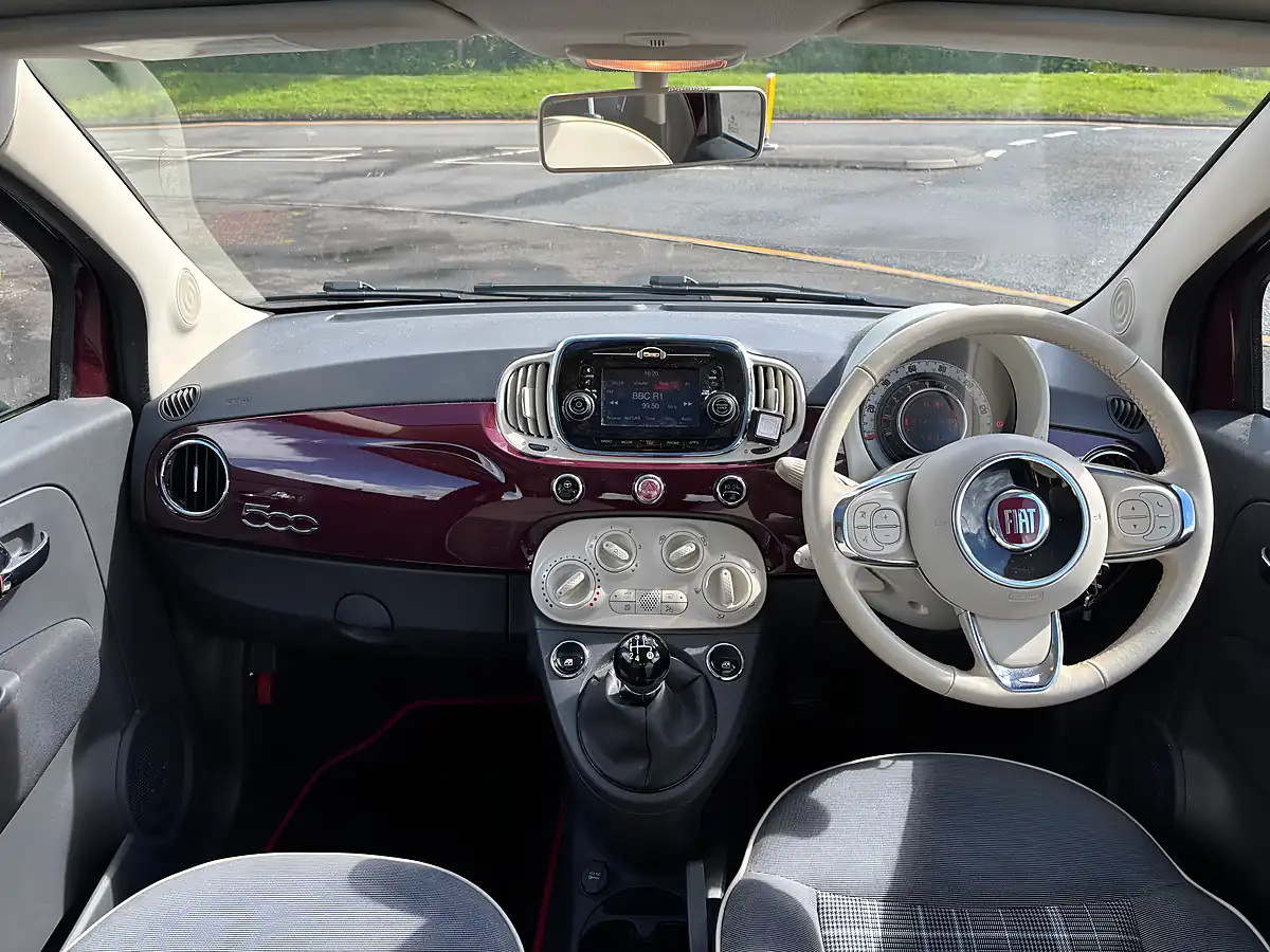 Used 2017 Fiat 500 Lounge Red - Interior and Exterior details 11
