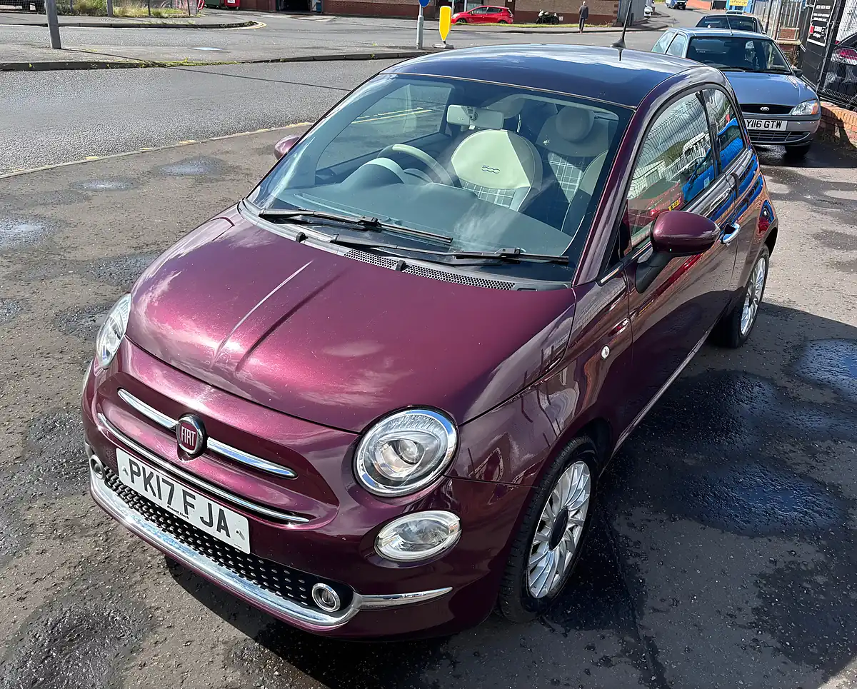 Used 2017 Fiat 500 Lounge Red - Interior and Exterior details 2