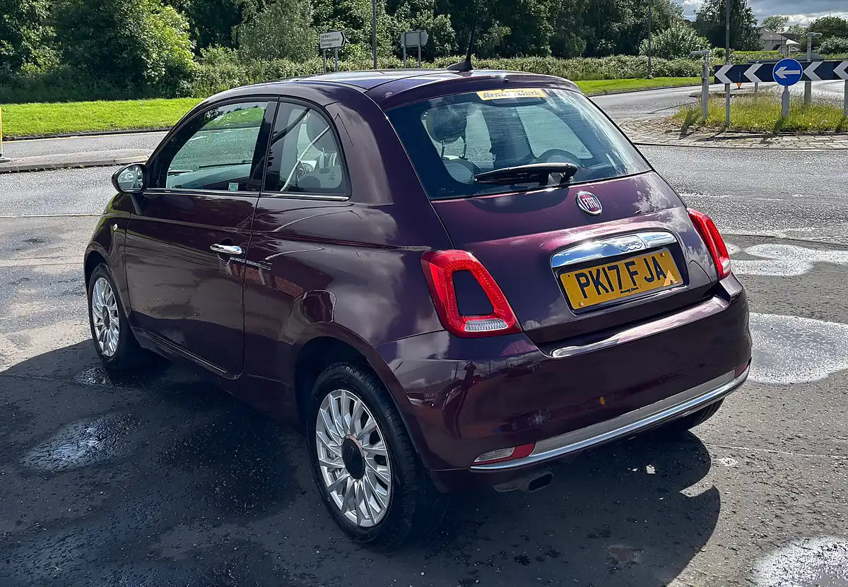 Used 2017 Fiat 500 Lounge Red - Interior and Exterior details 7