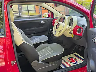 Used 2017 Fiat 500 Lounge Red - Interior and Exterior details 13