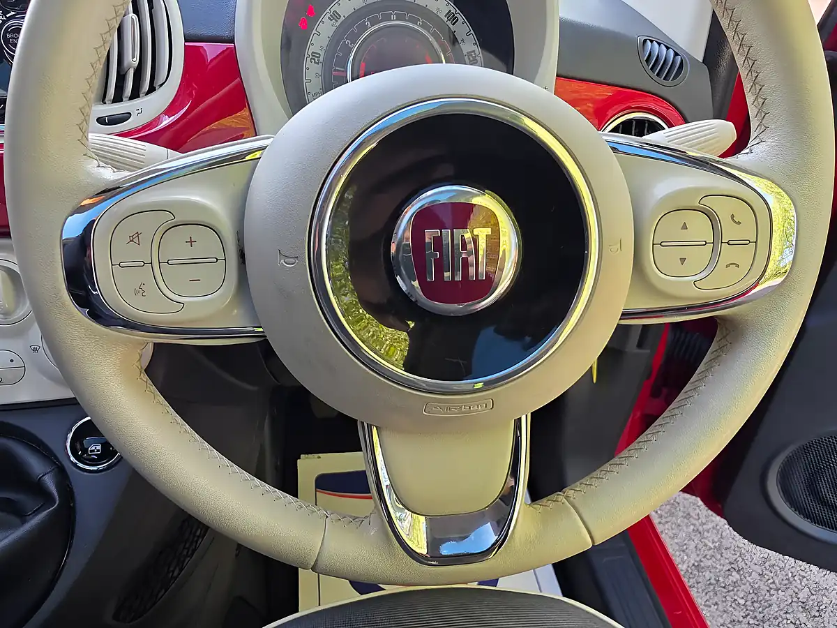 Used 2017 Fiat 500 Lounge Red - Interior and Exterior details 16