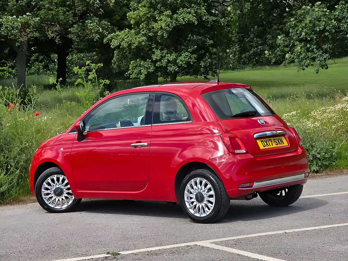 Used 2017 Fiat 500 Lounge Red - Interior and Exterior details 5