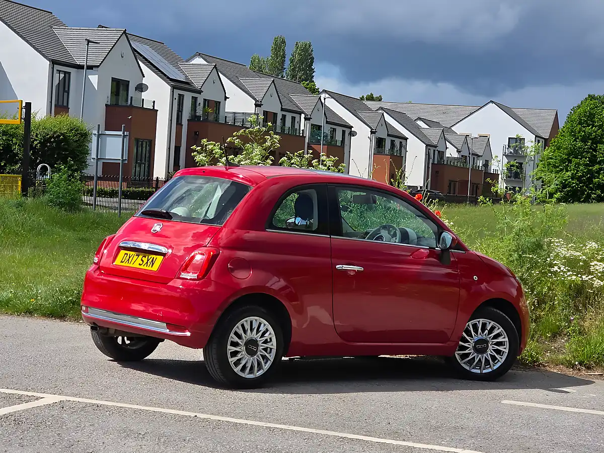 Used 2017 Fiat 500 Lounge Red - Interior and Exterior details 7