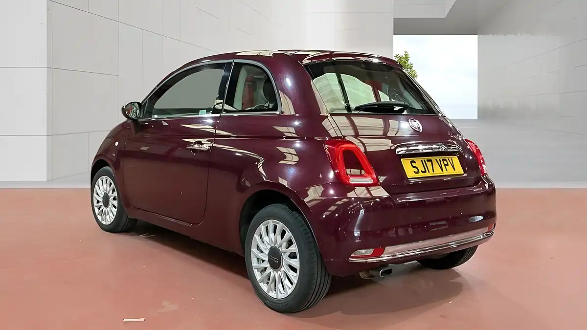 Used 2017 Fiat 500 Lounge Red - Interior and Exterior details 4