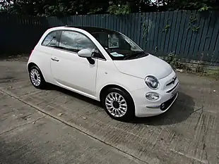 Used 2017 Fiat 500 Lounge White - Interior and Exterior details 4