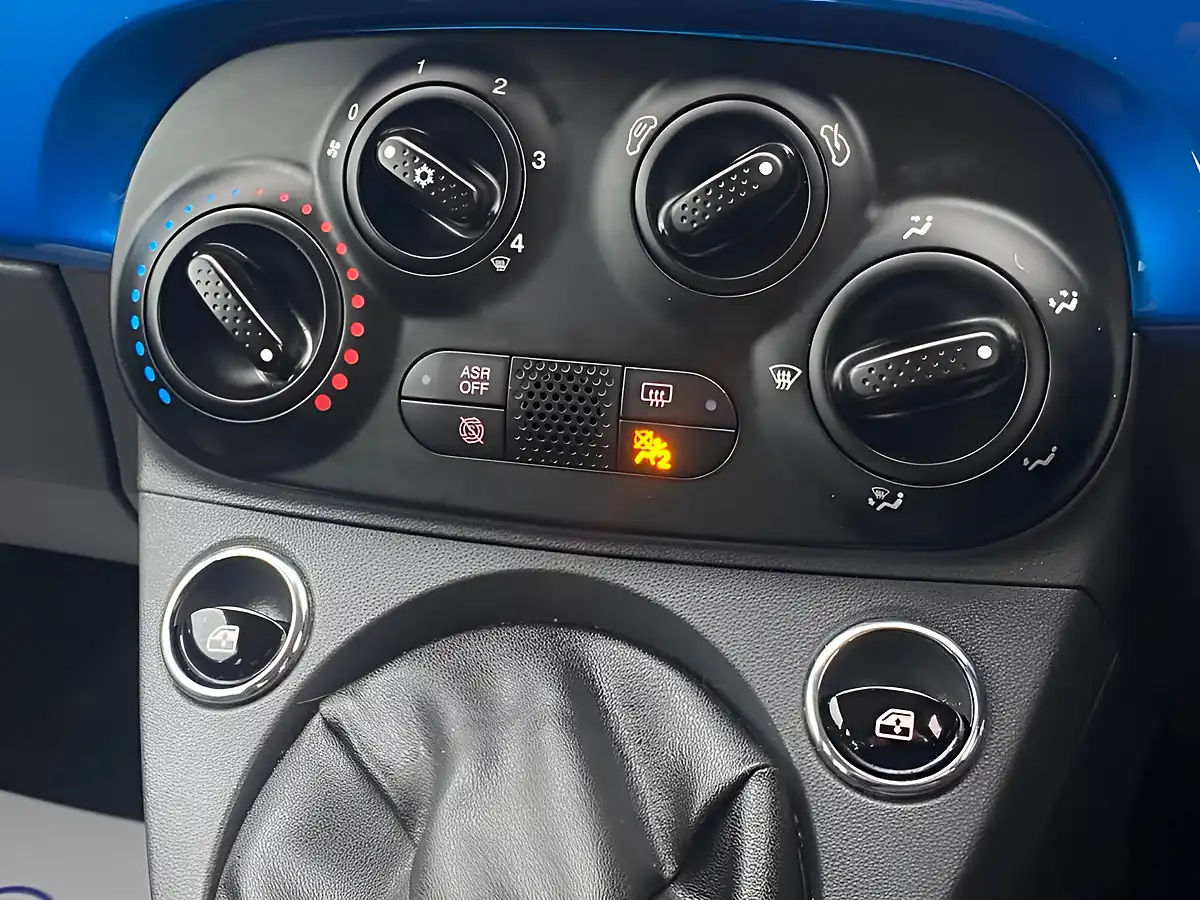 Used 2017 Fiat 500 Mirror Electronica Blue - Interior and Exterior details 14