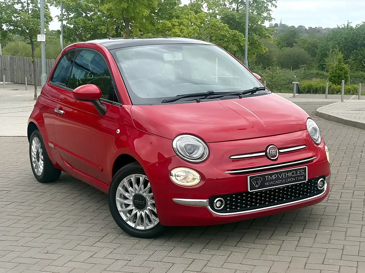 Used 2017 Fiat 500 Pasodoble Red - Front View