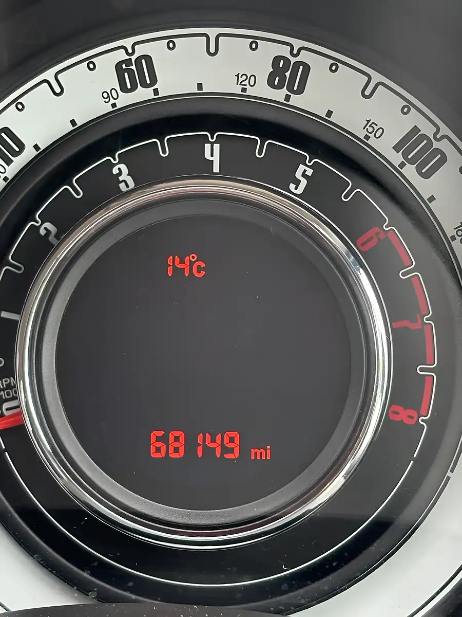 Used 2017 Fiat 500 Pop Black - Interior and Exterior details 10