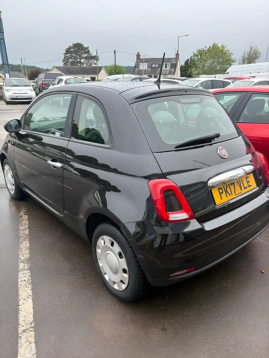 Used 2017 Fiat 500 Pop Black - Interior and Exterior details 4