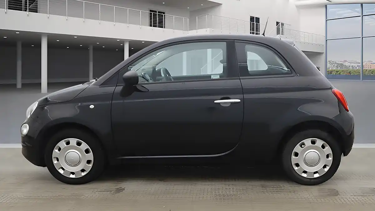 Used 2017 Fiat 500 Pop Black - Interior and Exterior details 6