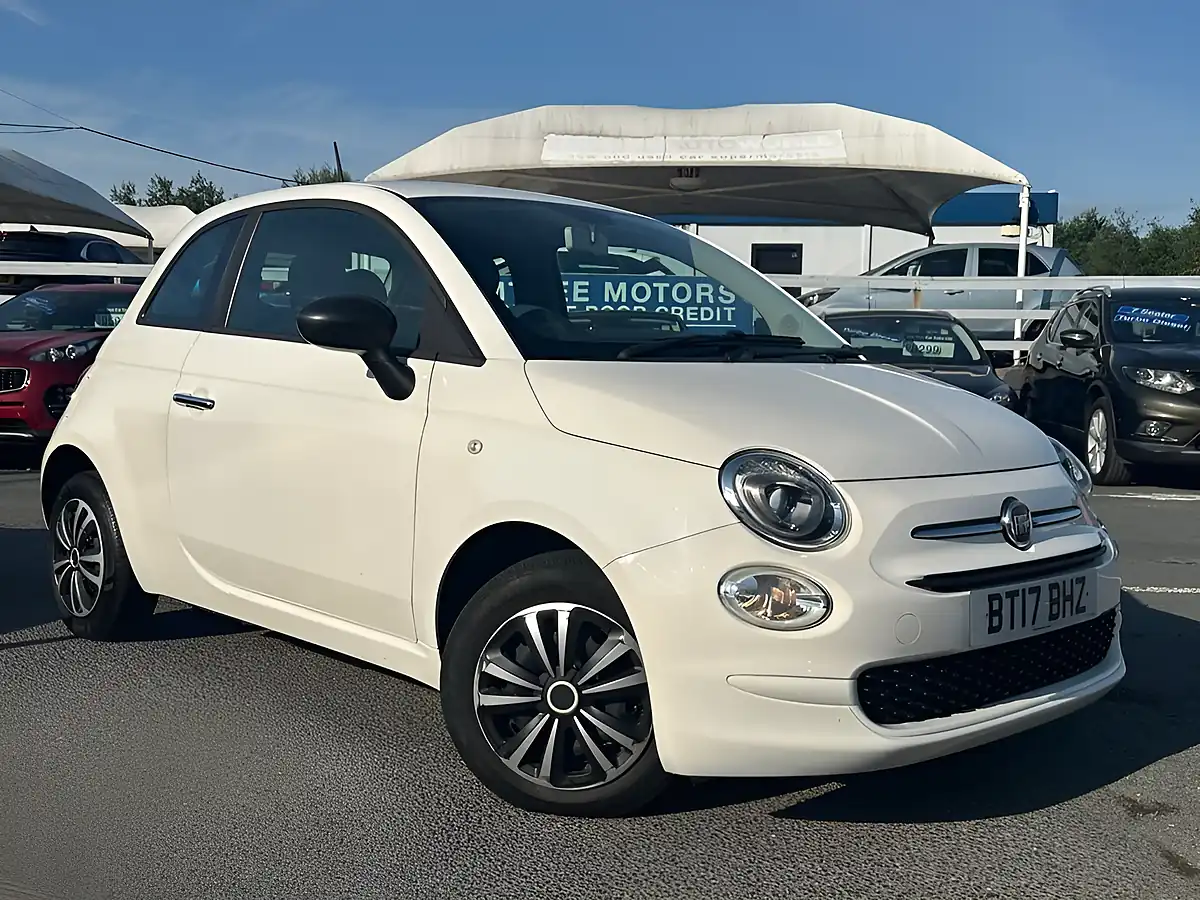 Used 2017 Fiat 500 Pop Edition White - Interior and Exterior details 9