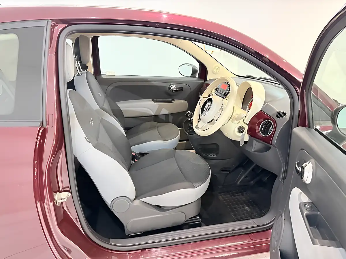 Used 2017 Fiat 500 Pop Red - Interior and Exterior details 12