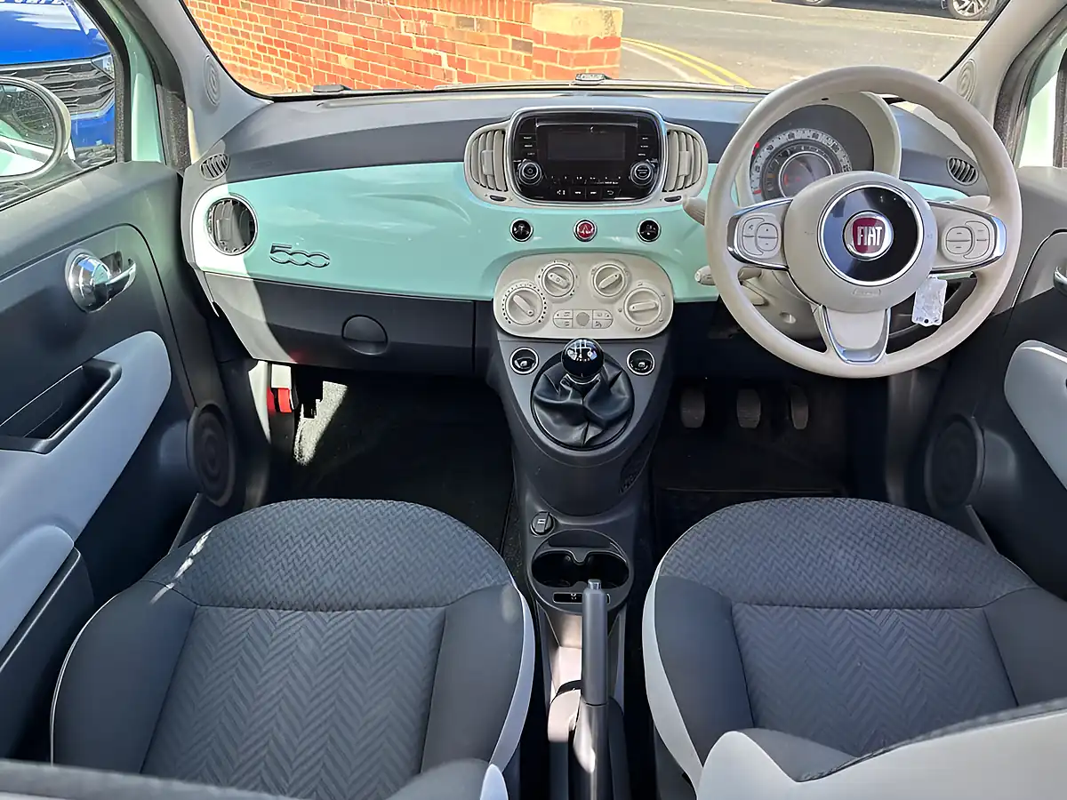 Used 2017 Fiat 500 Pop Star Green - Interior and Exterior details 10