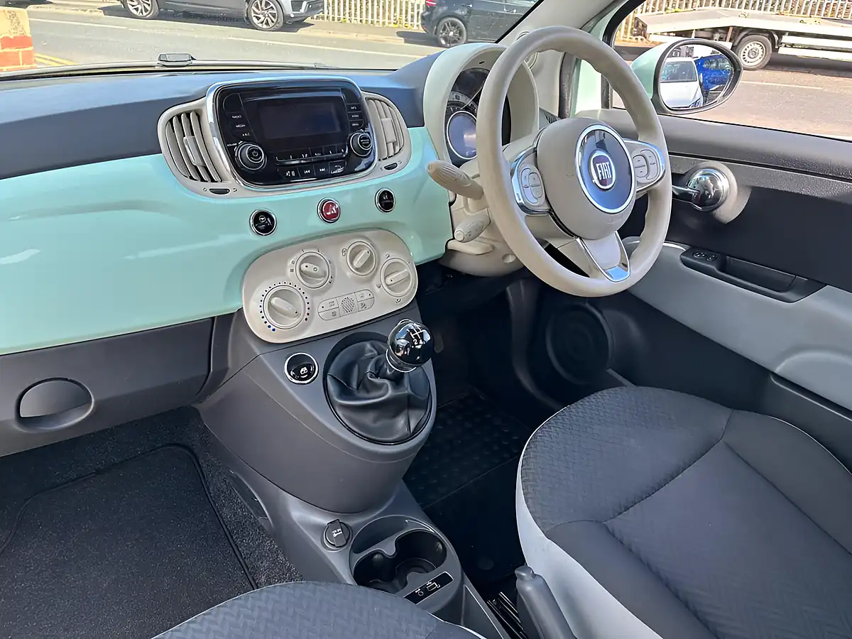 Used 2017 Fiat 500 Pop Star Green - Interior and Exterior details 14