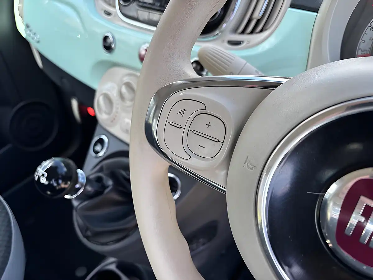 Used 2017 Fiat 500 Pop Star Green - Interior and Exterior details 16