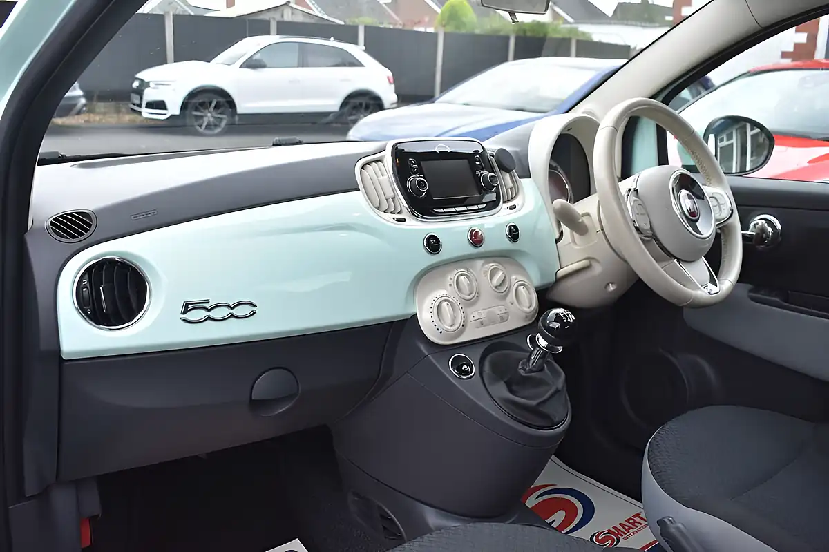 Used 2017 Fiat 500 Pop Star Green - Interior and Exterior details 10
