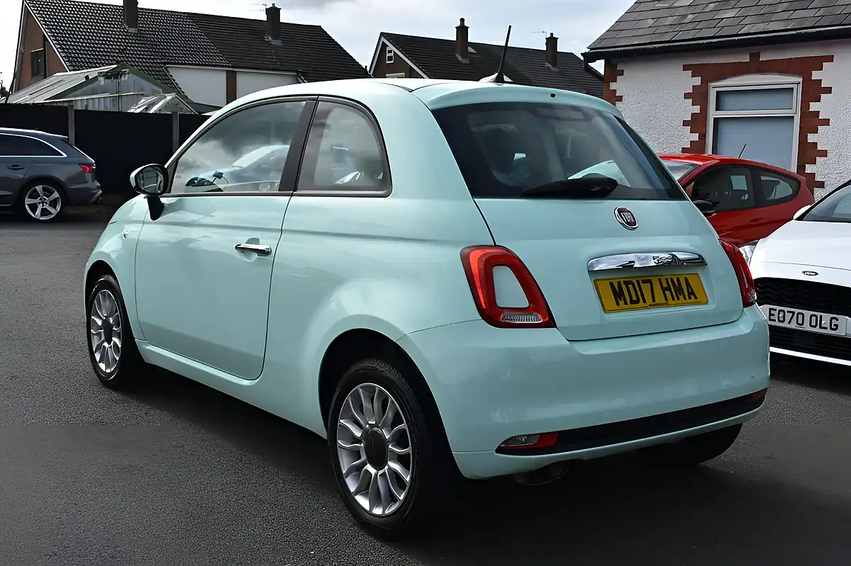 Used 2017 Fiat 500 Pop Star Green - Interior and Exterior details 6