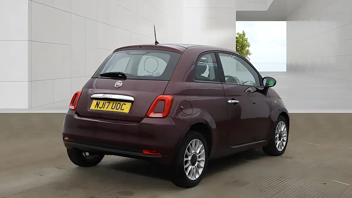 Used 2017 Fiat 500 Pop Star Red - Interior and Exterior details 4